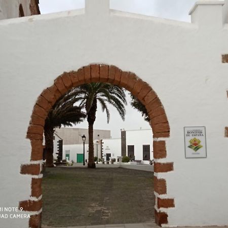 Precioso Apartamento Con Terraza En Teguise Apartamento Teguise  Exterior foto